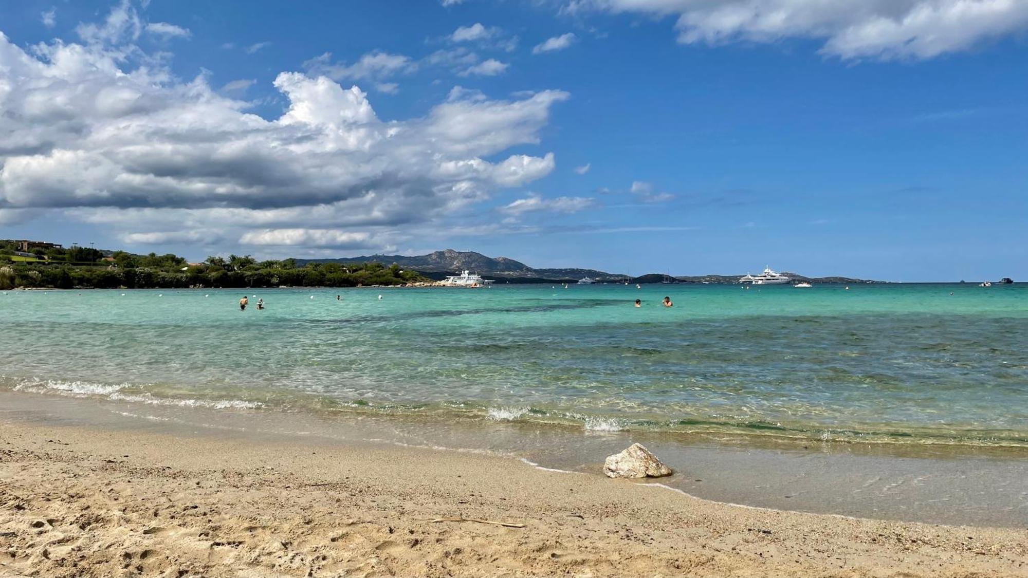 Deluxe Apartments In Porto Rotondo Eksteriør billede
